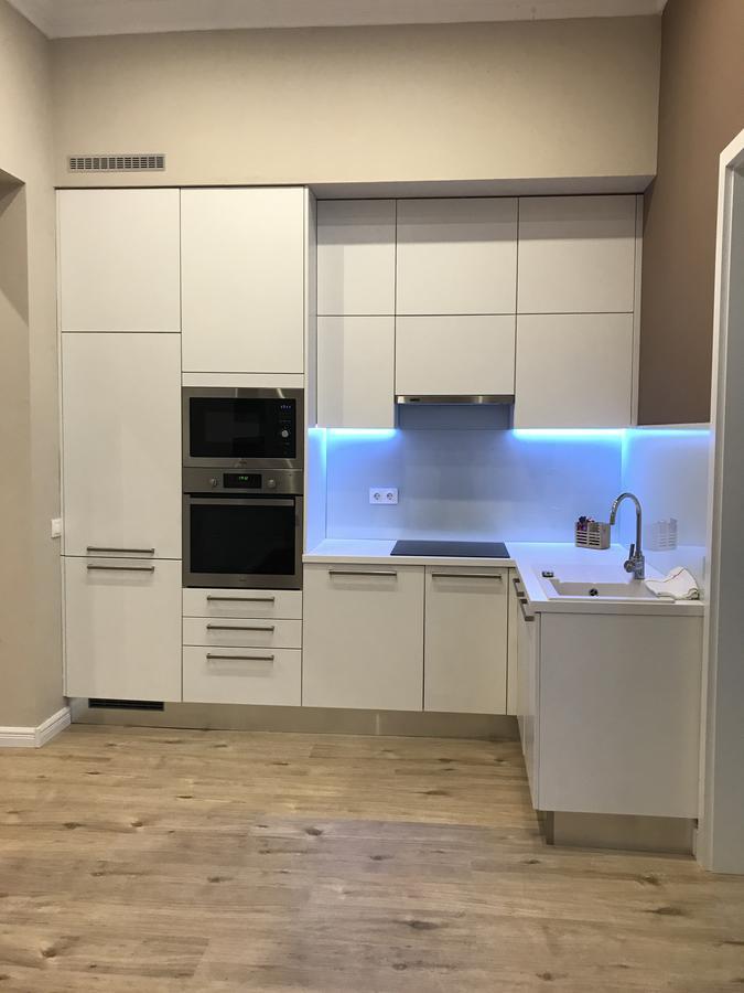 Gozsdu Glamour Apartment Budapeste Exterior foto